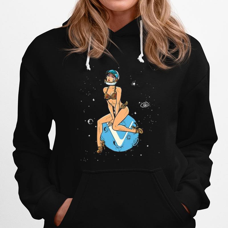 Cryptocurrency Pin Up Girl Hodling Vet Vechain Crypto Moon Hoodie