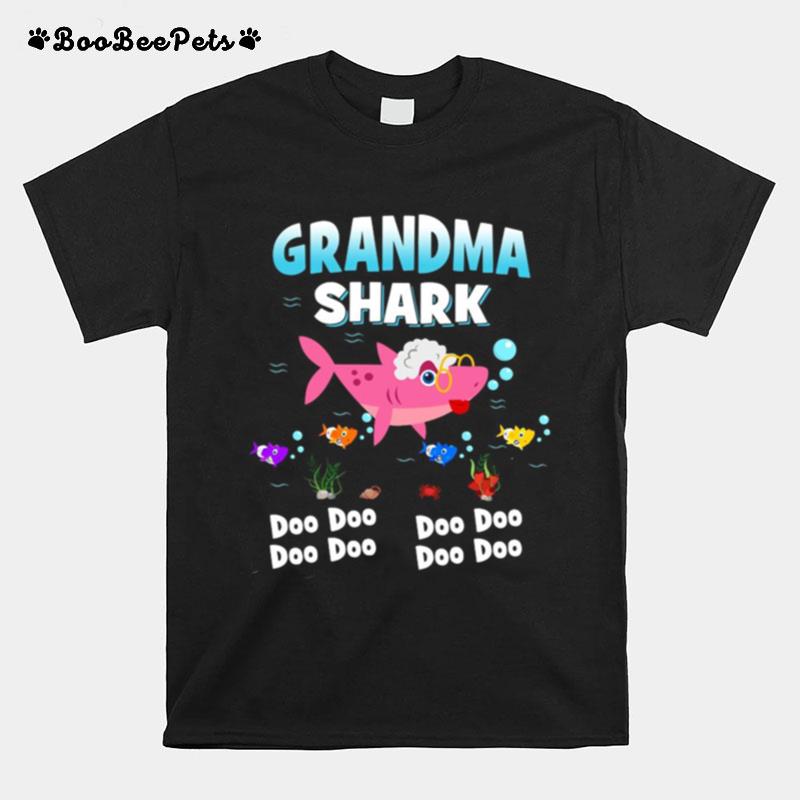 Grandma Shark And Liam Anna Jason Sophia Doo Doo T-Shirt