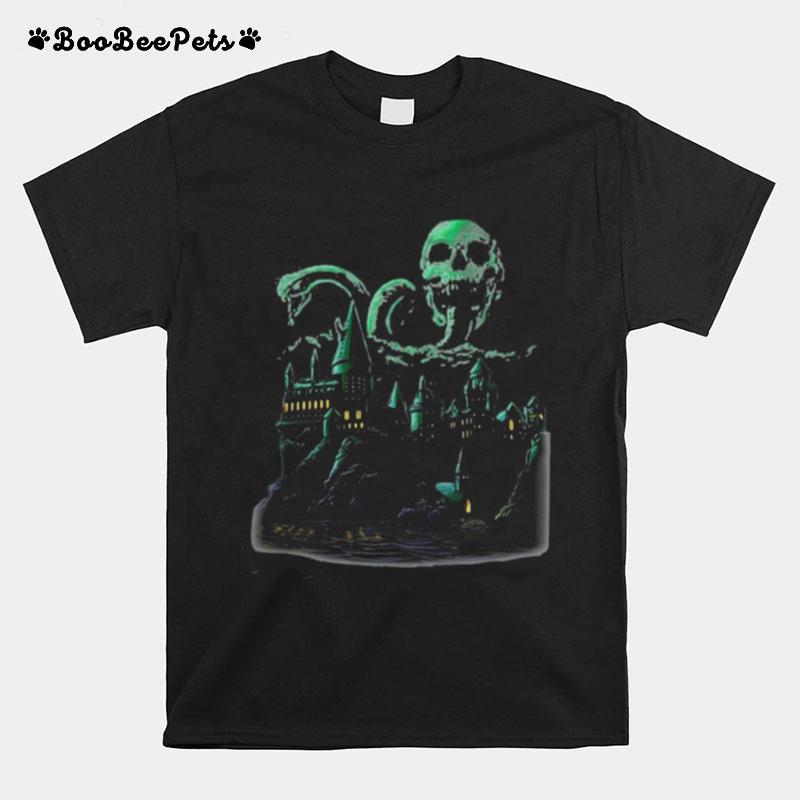 Halloween Castle Skull Snakes T-Shirt