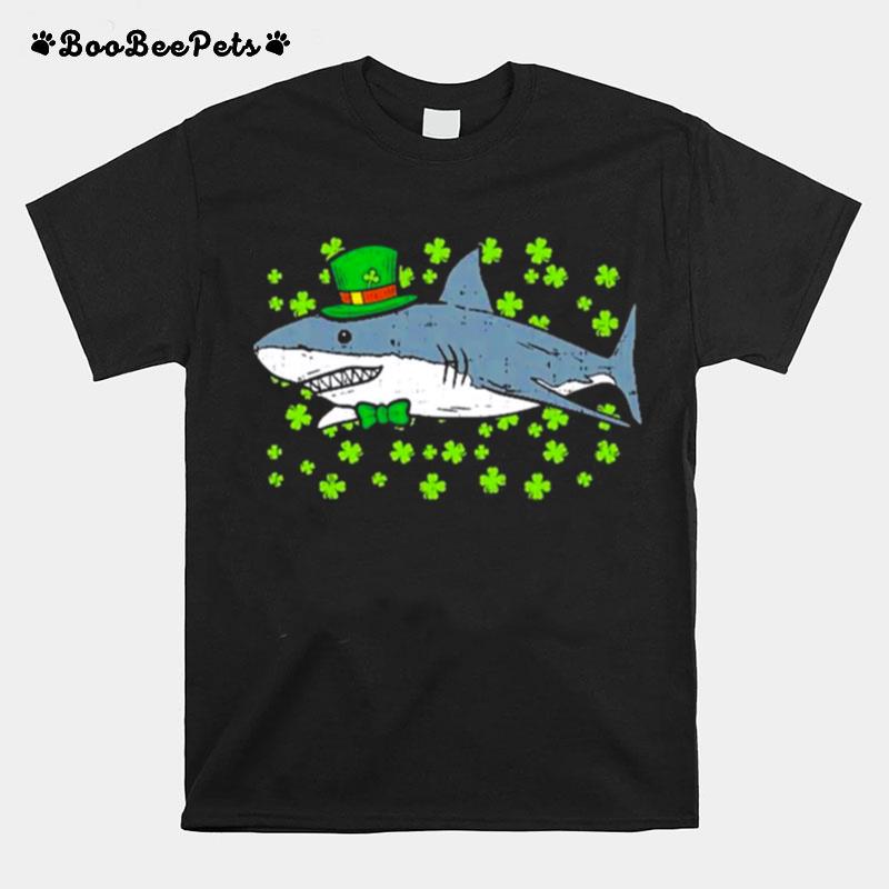 Irish Leprechaun Shark Shamrock St Patricks Day Animal T-Shirt