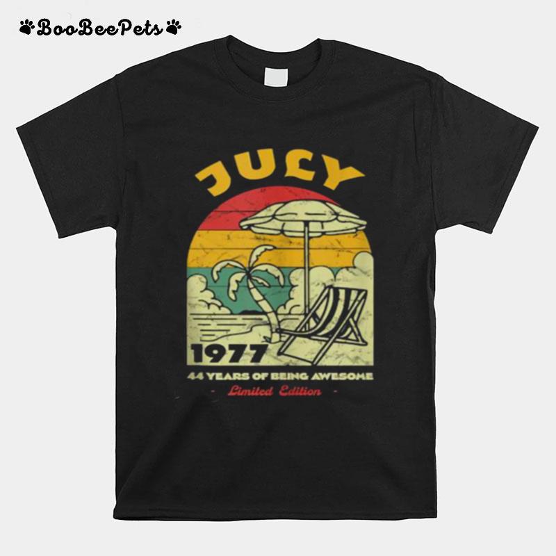 July 1977 44 Years Of Being Awesome Birthday Vintage T-Shirt
