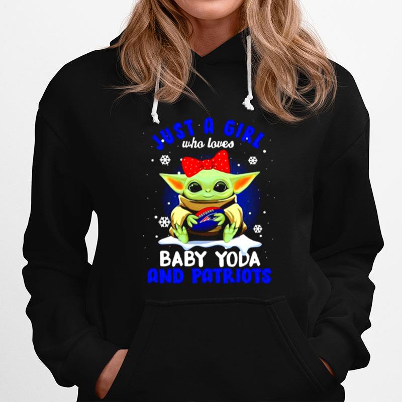 Just A Girl Who Loves Baby Yoda Wear Polka Dot Red Bow And Patriots Ball Hoodie