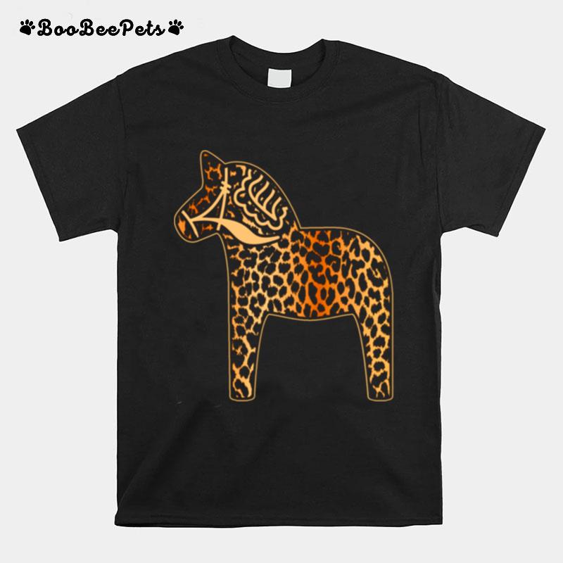 Leopard Cheetah Print Dala Horse Dalecarlian Horse Nordic T-Shirt