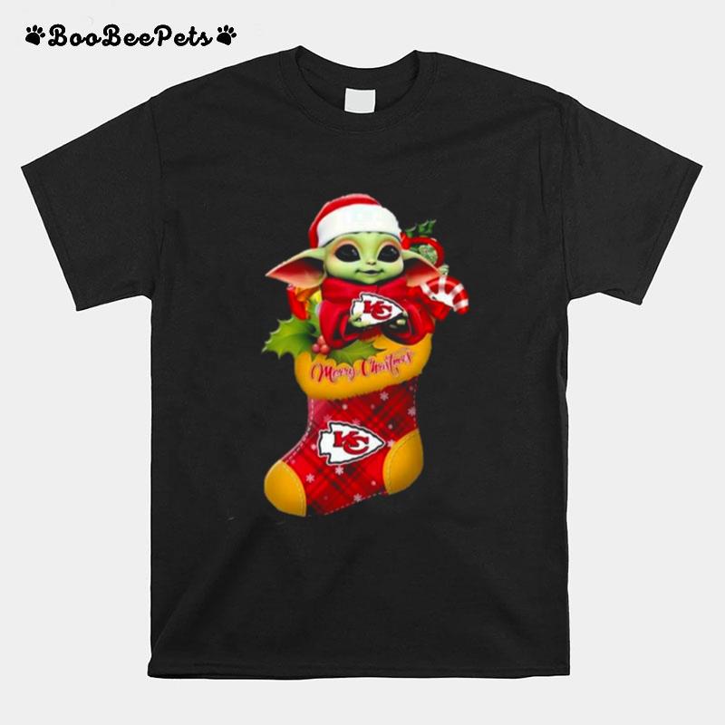 Merry Christmas Baby Yoda Hug Kansas City Chiefs 2022 T-Shirt