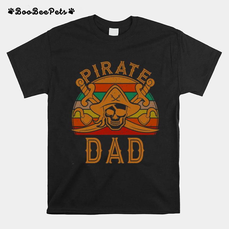 Pirate Dad Gift Jolly Roger Flag Captain Halloween Single Dads T-Shirt