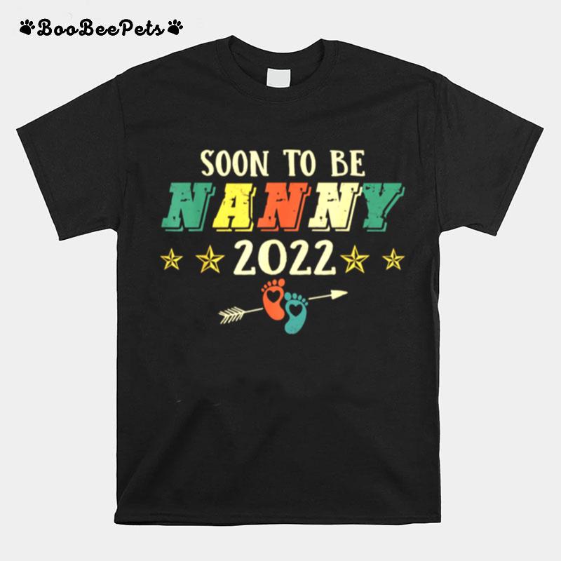 Retro Soon To Be Nanny Est 2022 First Nanny T-Shirt