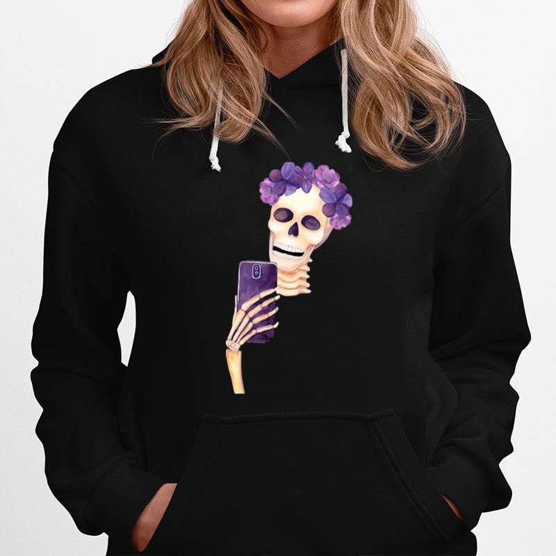 Skeleton Taking Selfie Halloween Hoodie