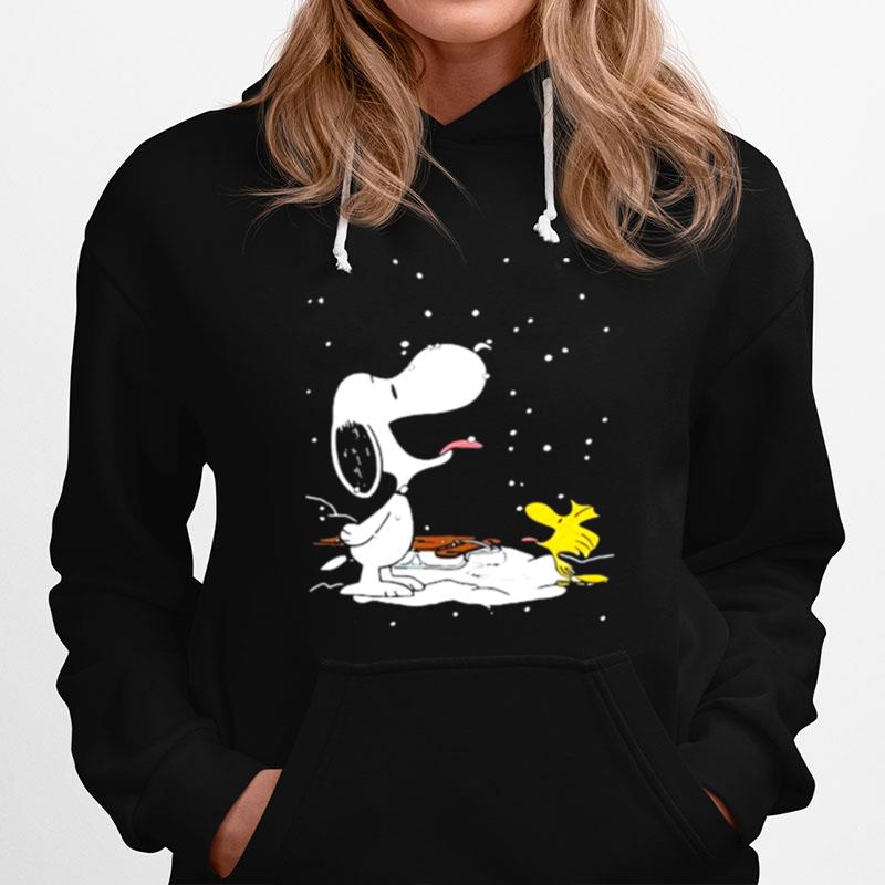 Snoopy Vs Woodstock Playing With Snow Hoodie