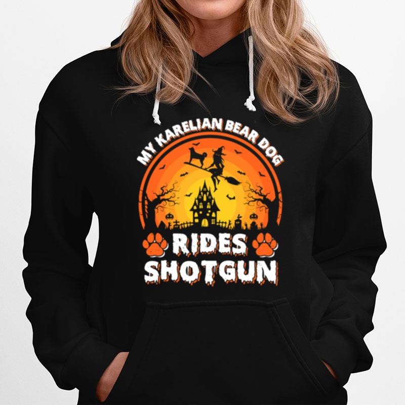 Vintage Retro My Karelian Bear Dog Rides Shotgun Halloween Hoodie