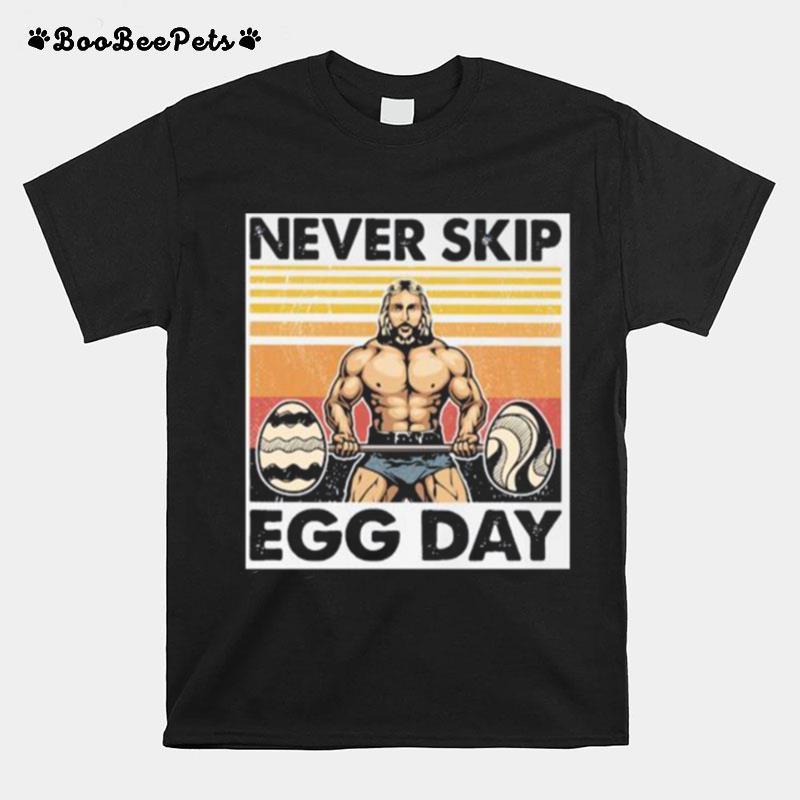 Weightlifting Never Skip Egg Day Vintage Retro T-Shirt